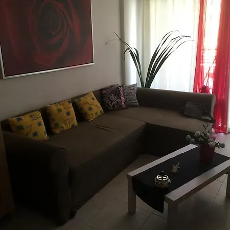 Notre Apartment *